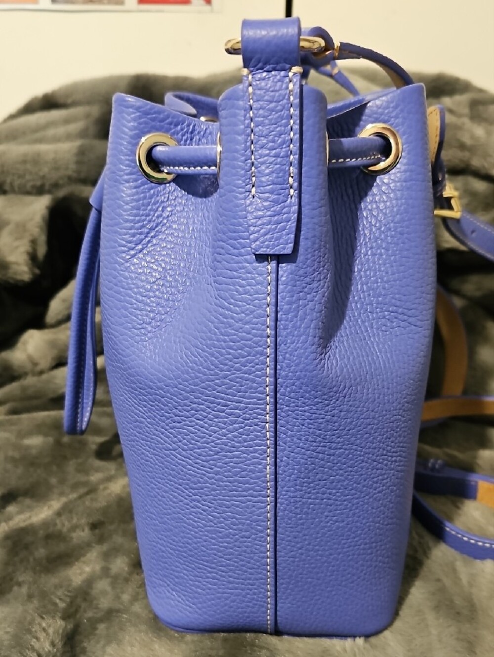Dooney & Bourke Lucca Drawstring - Picture 4 of 9
